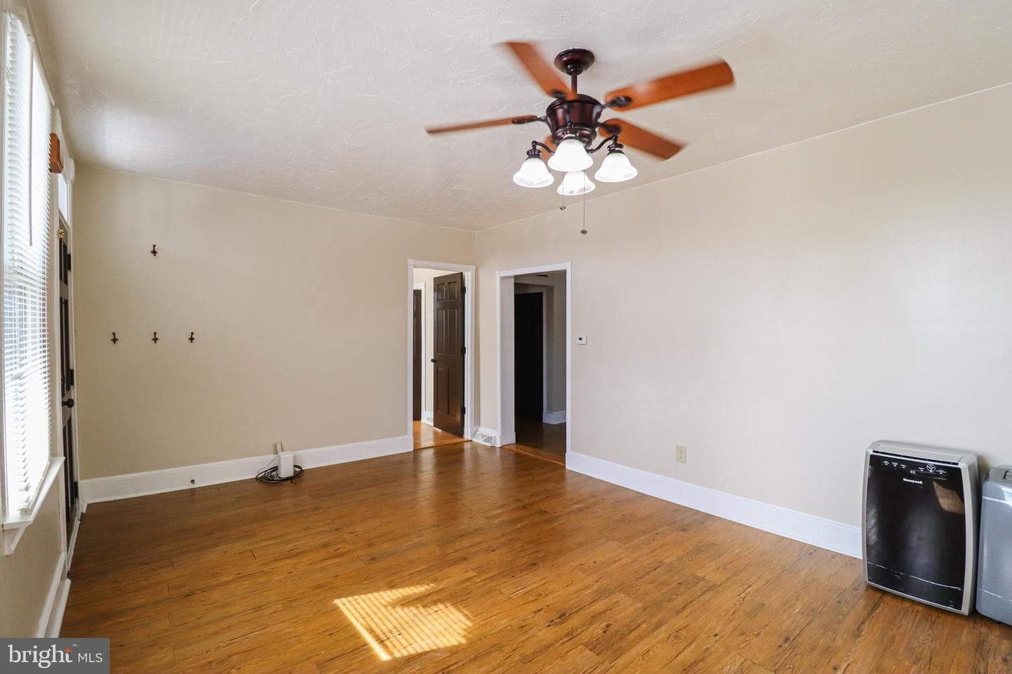 8 Carlisle Street photo 17