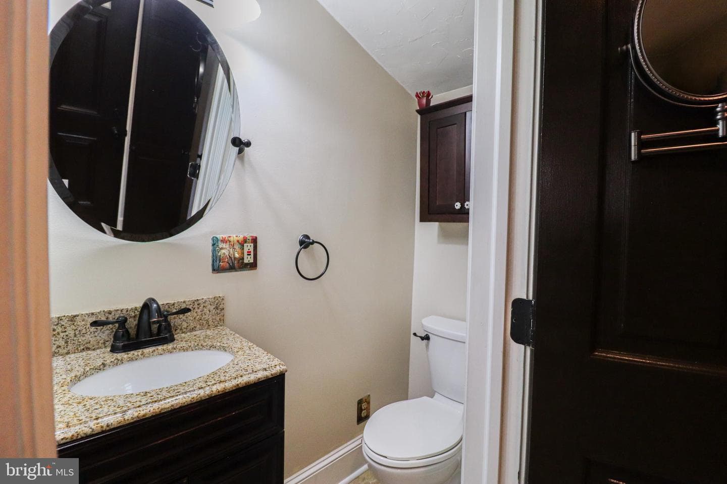 8 Carlisle Street photo 28
