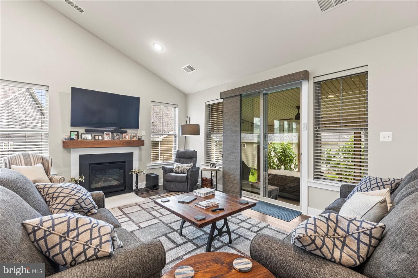 18 Broomsedge Lane photo 18