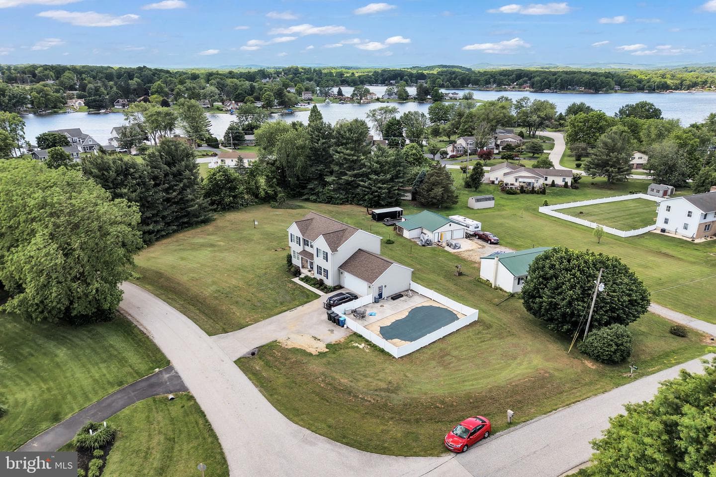 21 Wadsworth Drive photo 3