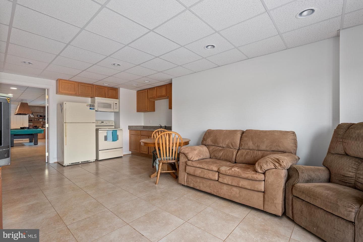 75 Saint Johns Road W photo 52