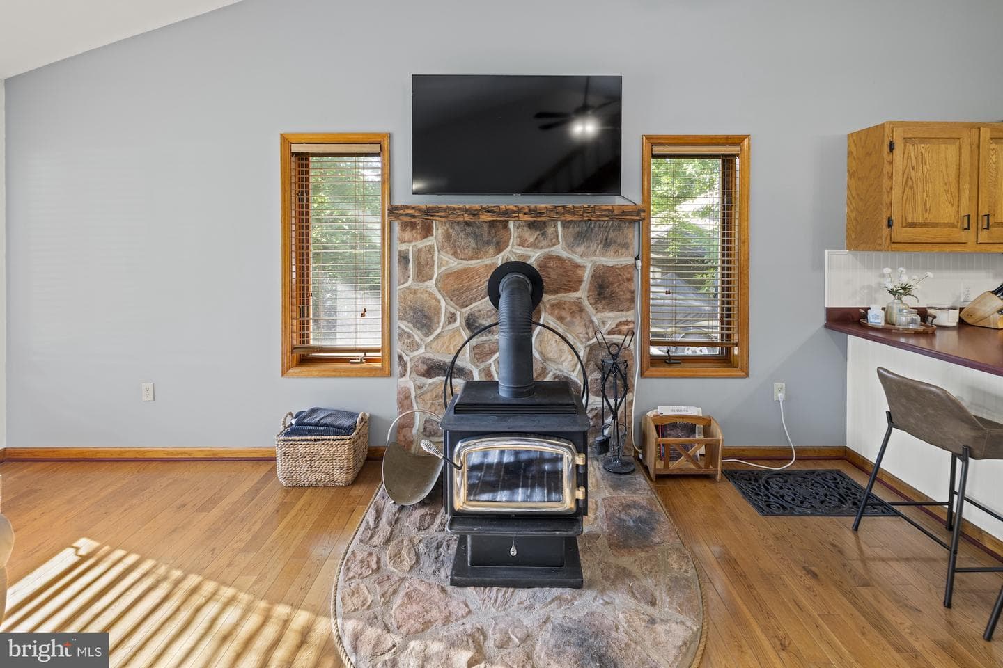 8 Hill Drive photo 12