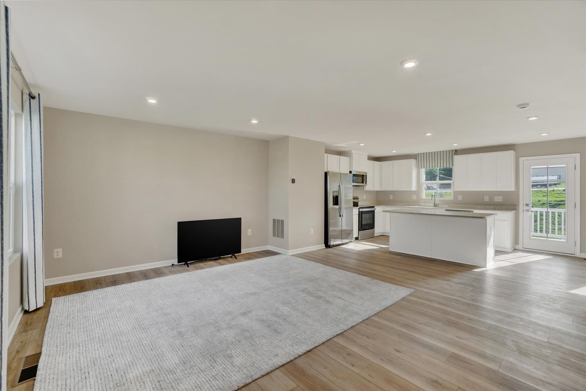 69 Summerfield Drive photo 5