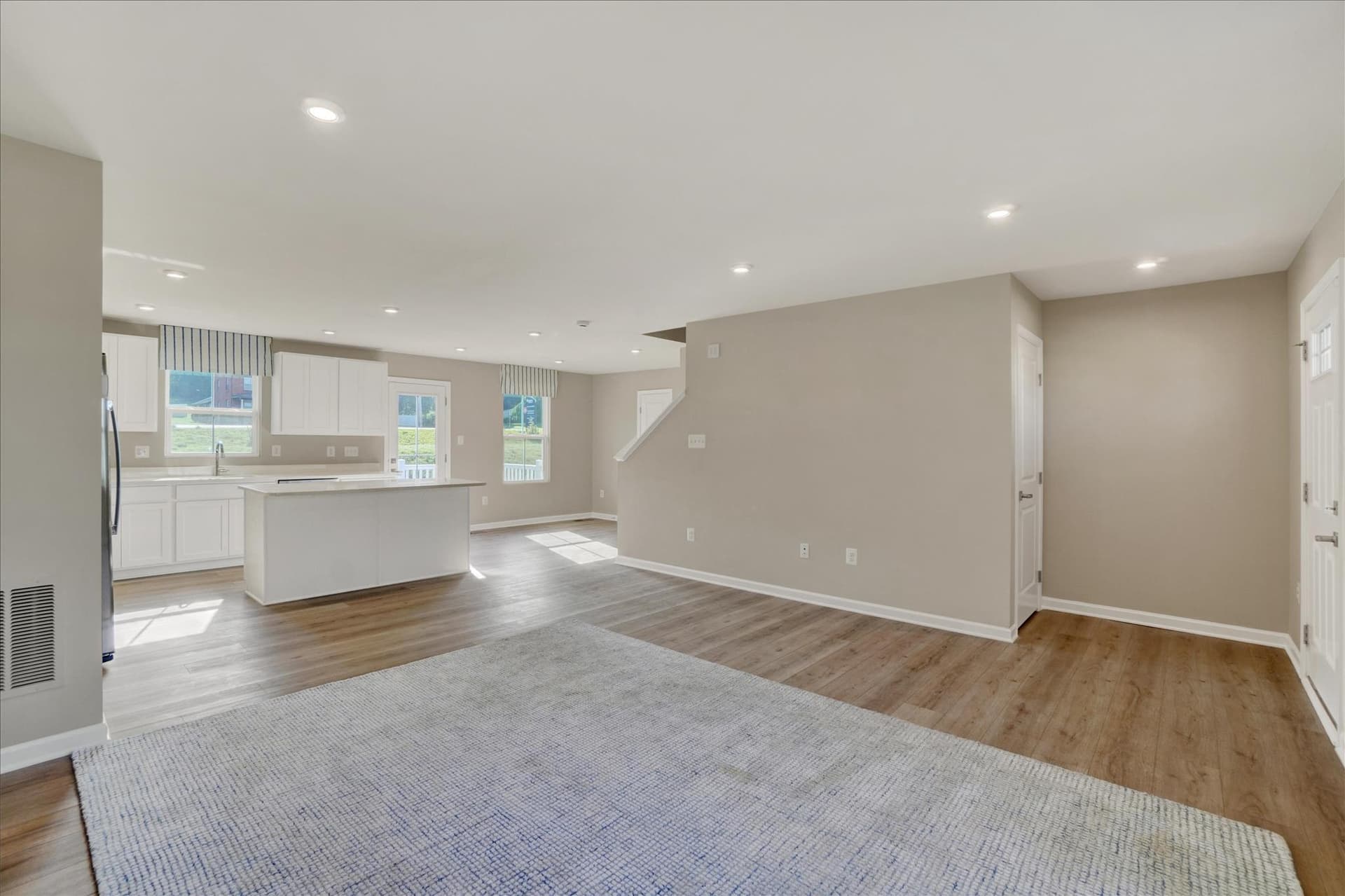 69 Summerfield Drive photo 7