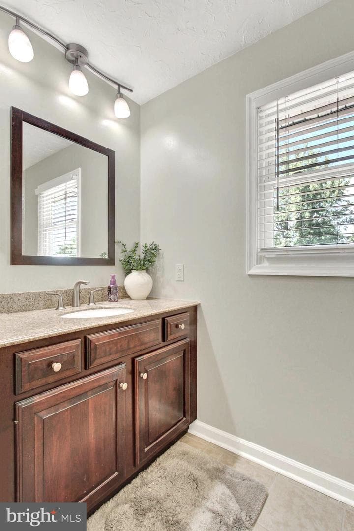 1067 Pine Grove Road photo 17