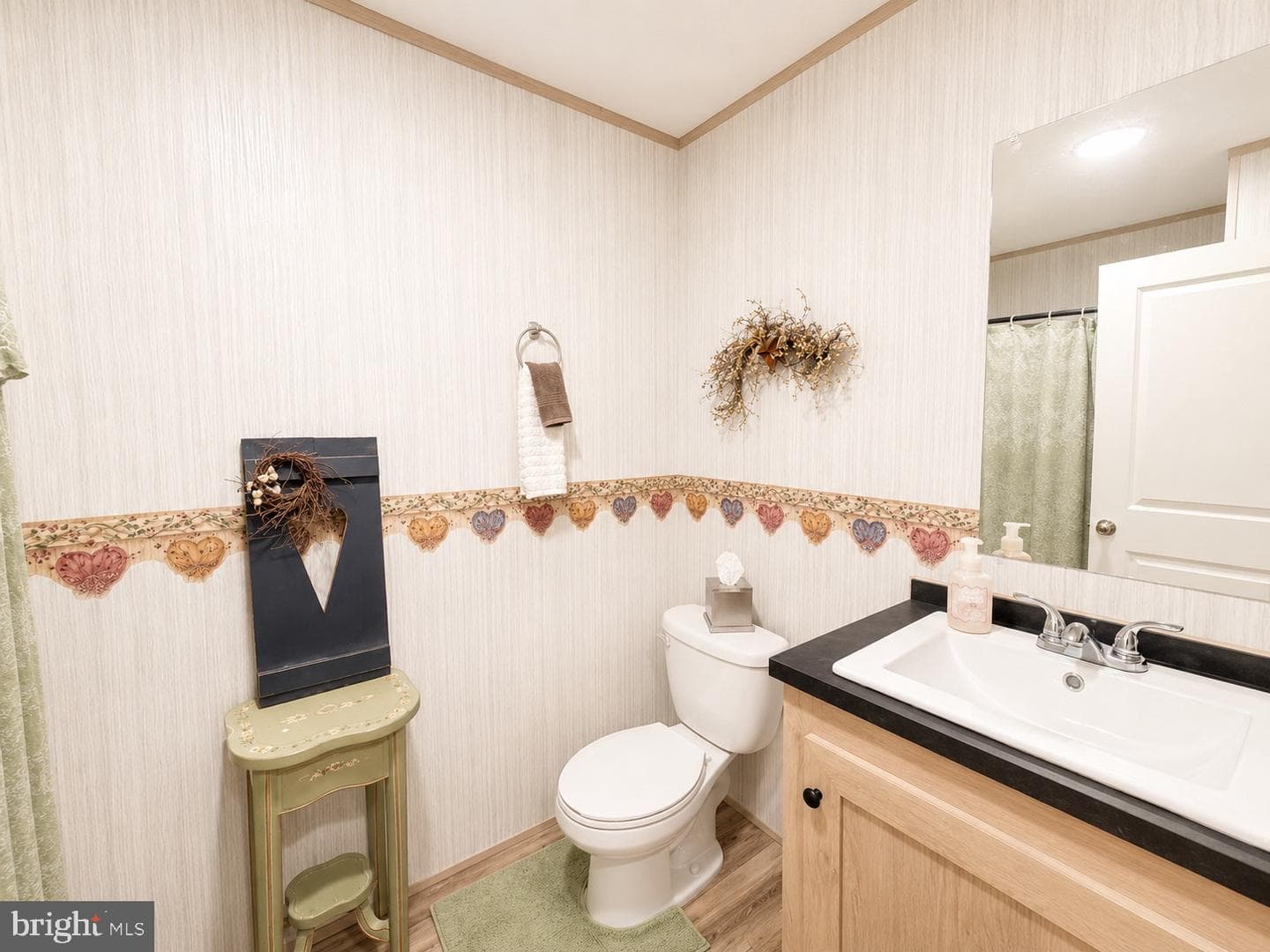 16 Jacqueline Drive photo 13