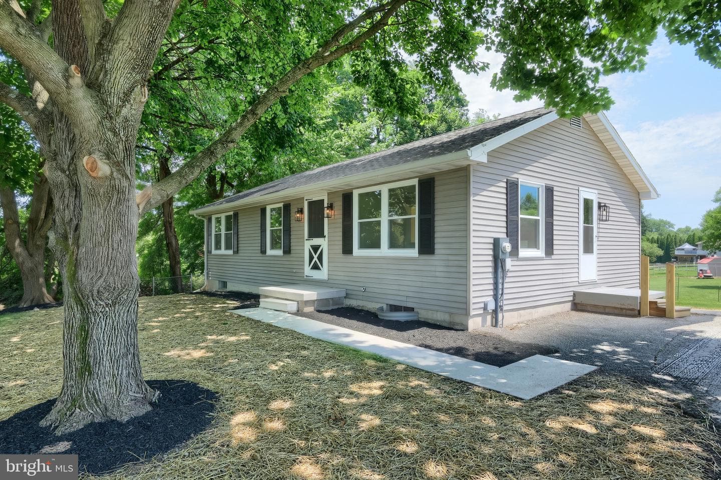 415 Hanover Street photo 1