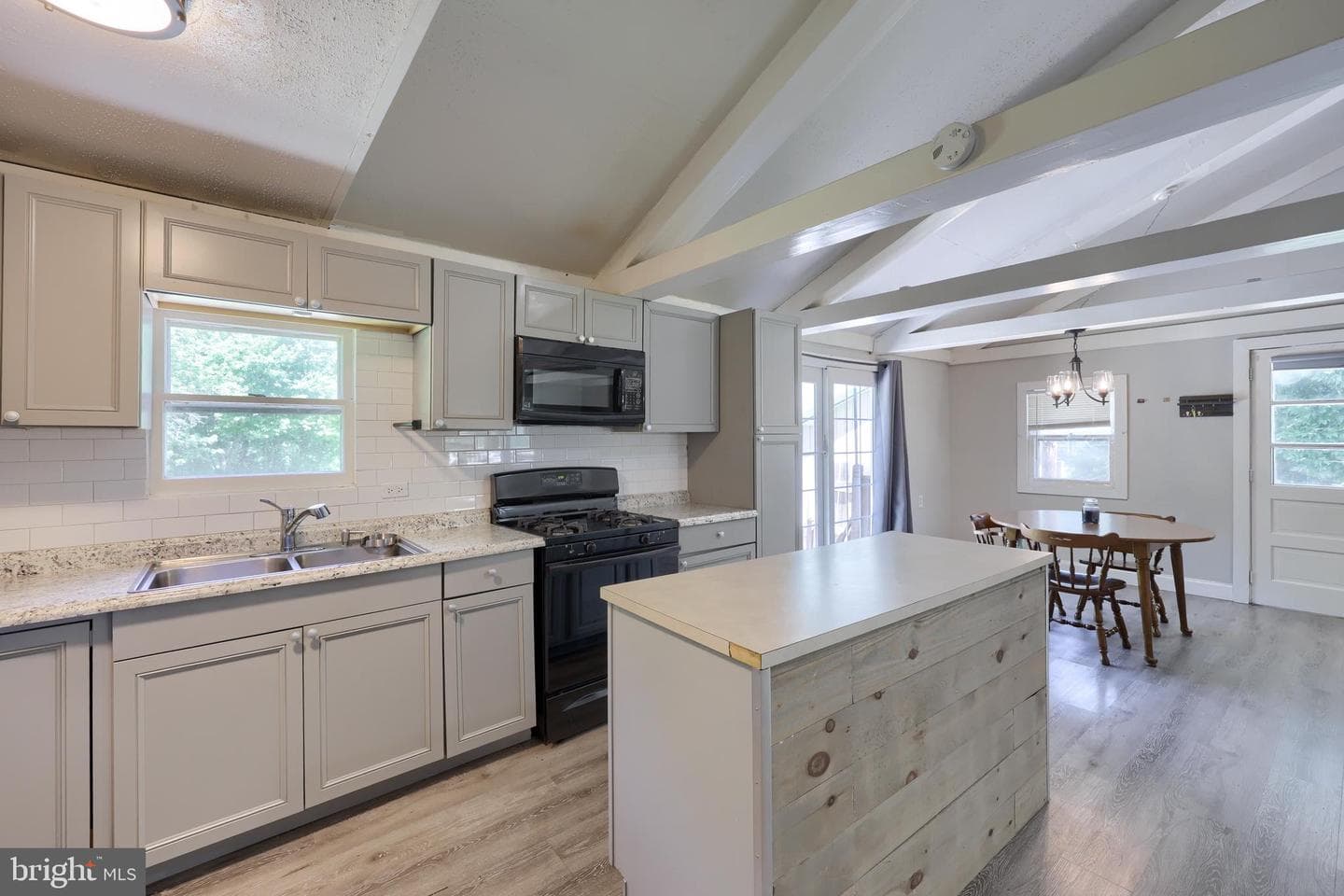 1744 Ridge Road photo 12