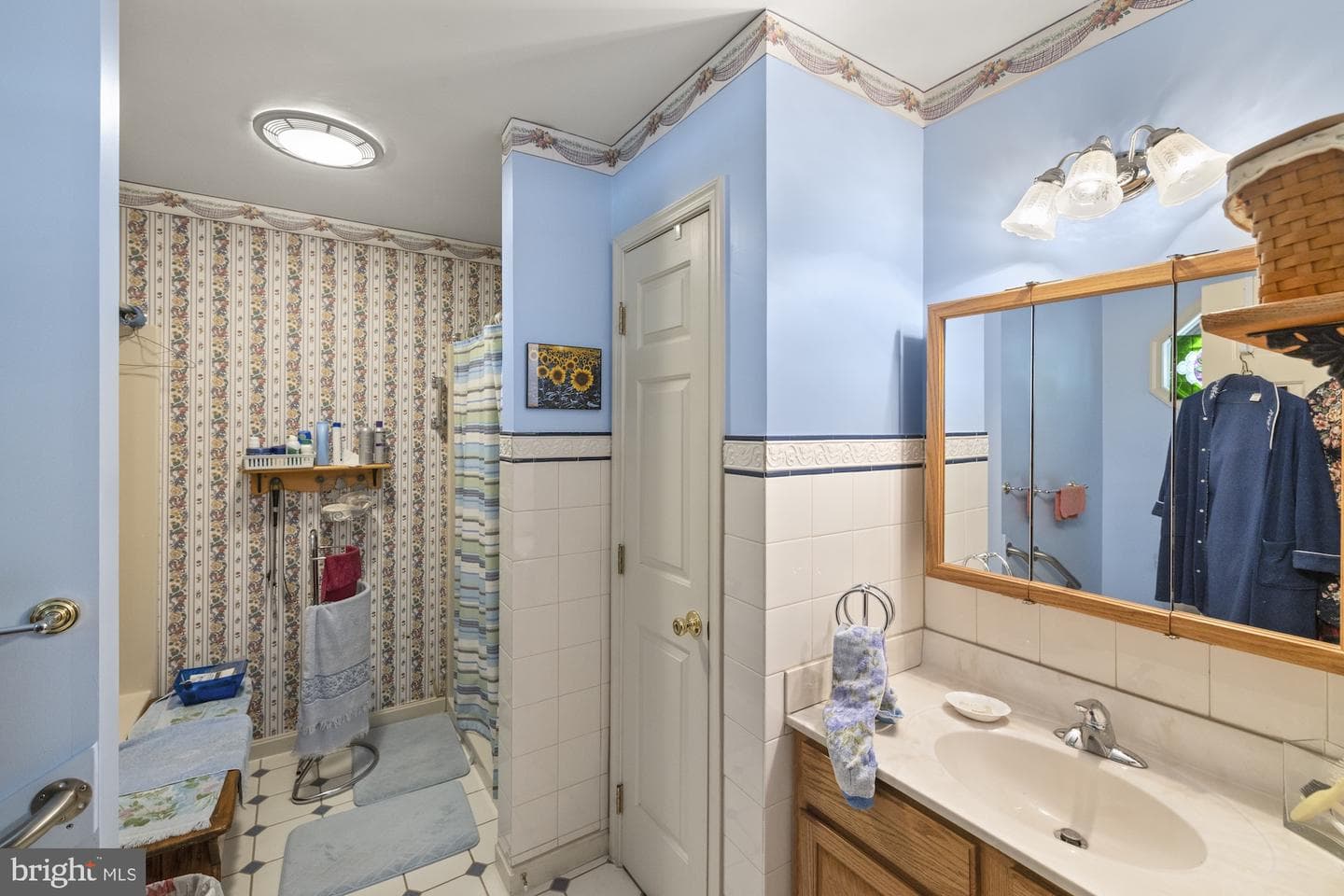 327 Beaver Street photo 29