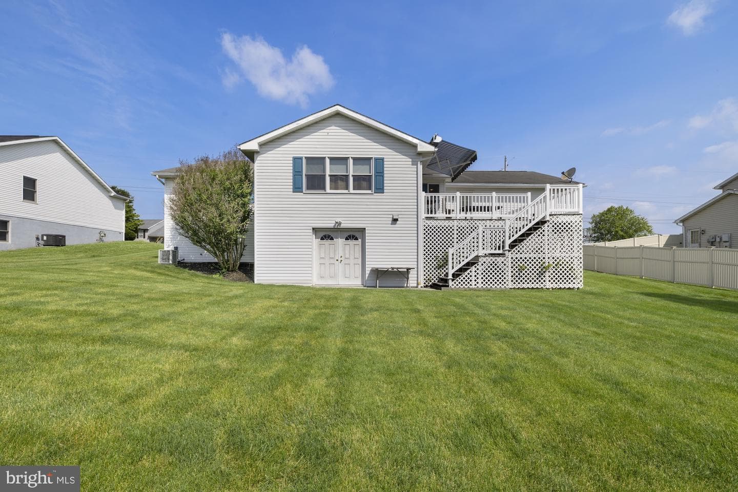 327 Beaver Street photo 6