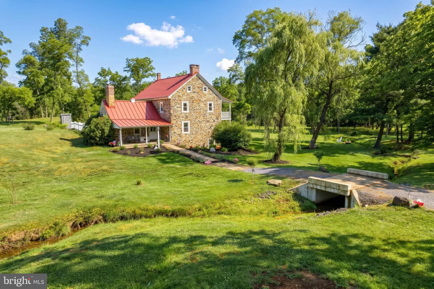 721 Company Farm Road photo 3