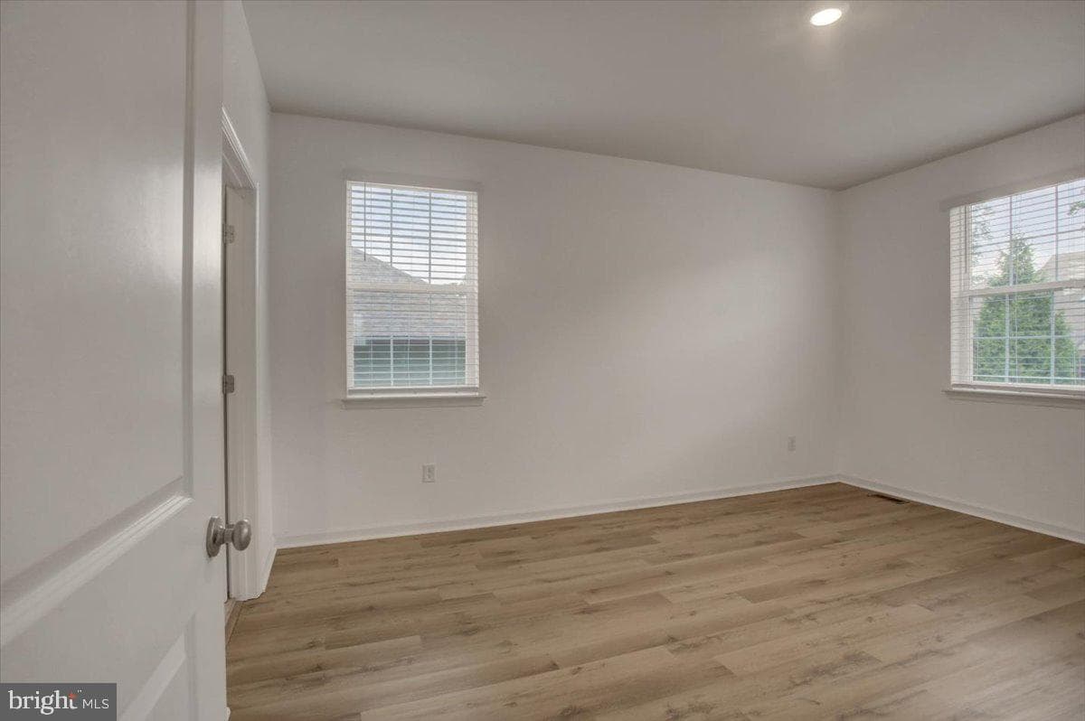 75 Garrison Falls Drive photo 30