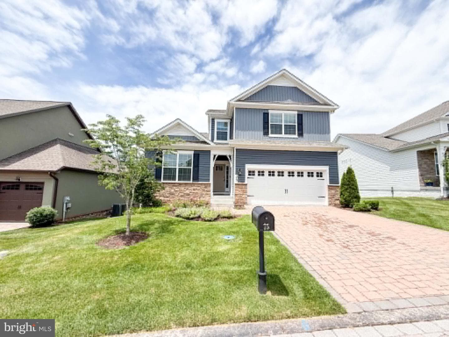 75 Garrison Falls Drive photo 4