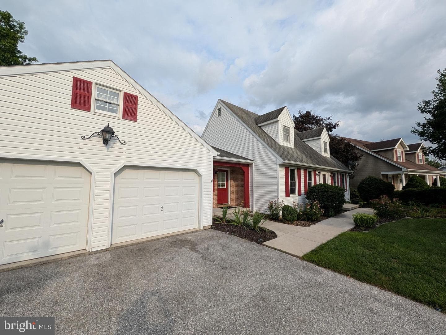 251 Friendship Lane photo 1