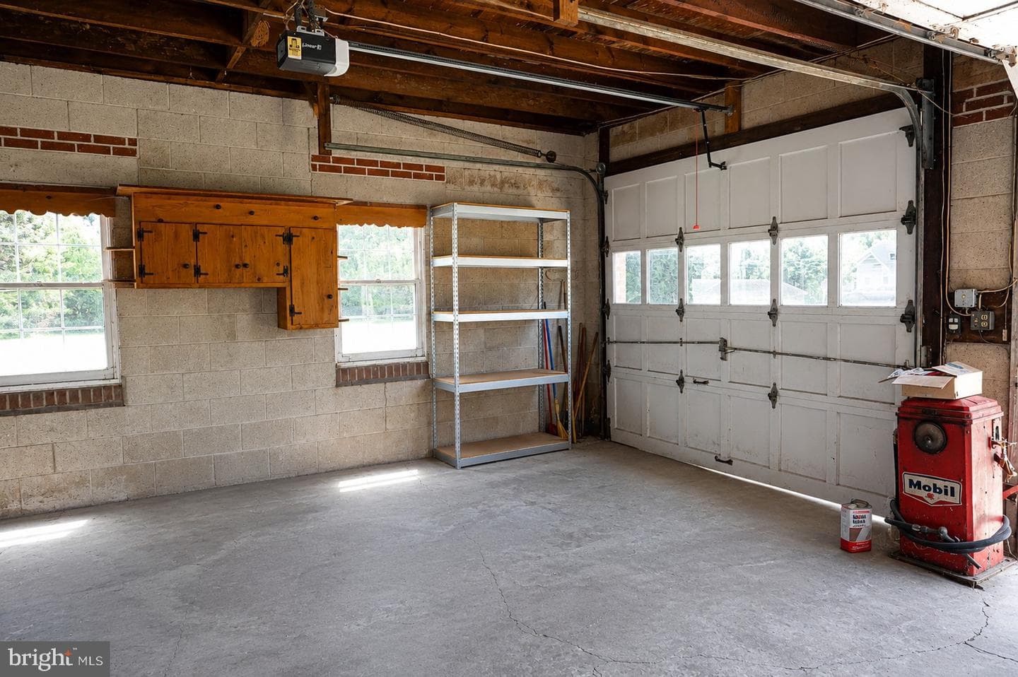 62 W Hanover Street photo 75