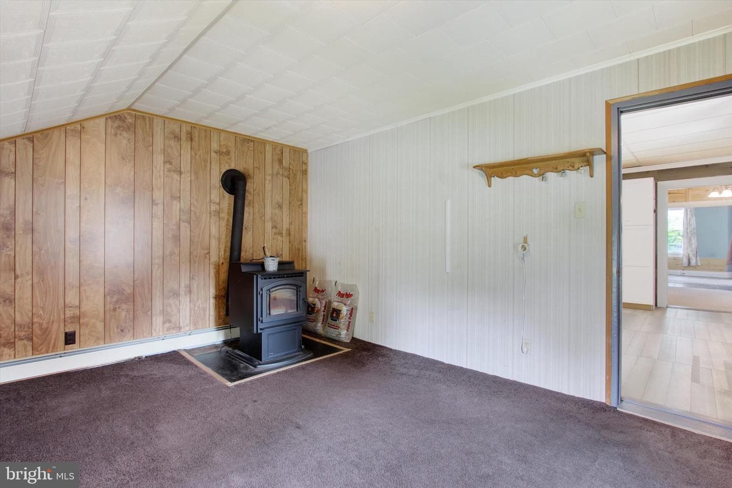 526 W King Street photo 11