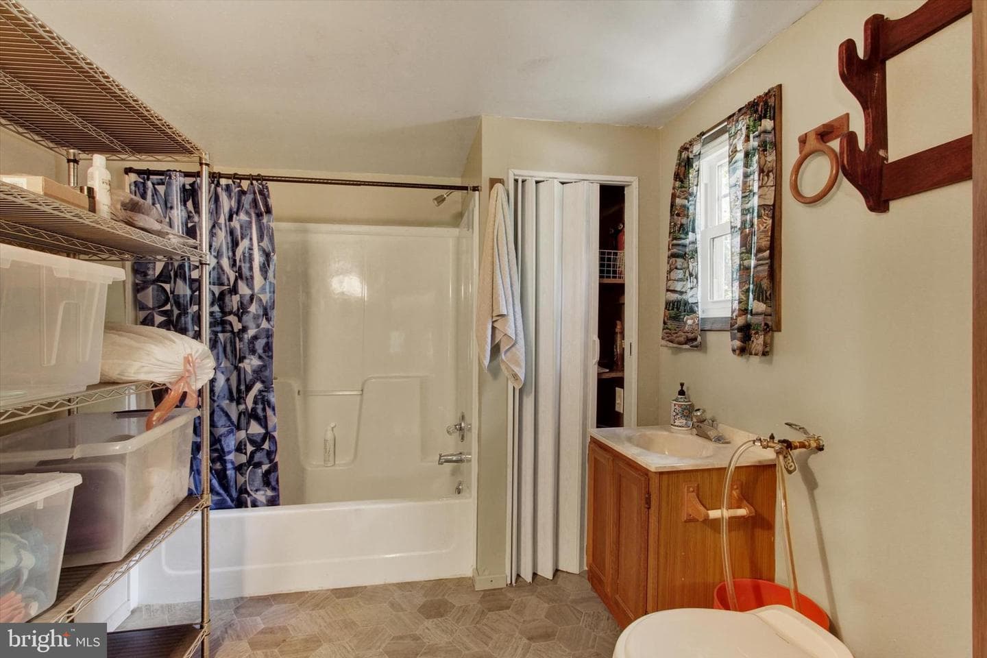 89 Oak Lane photo 11