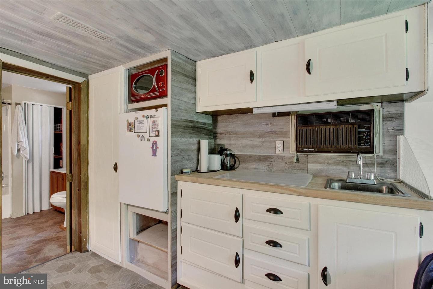 89 Oak Lane photo 9