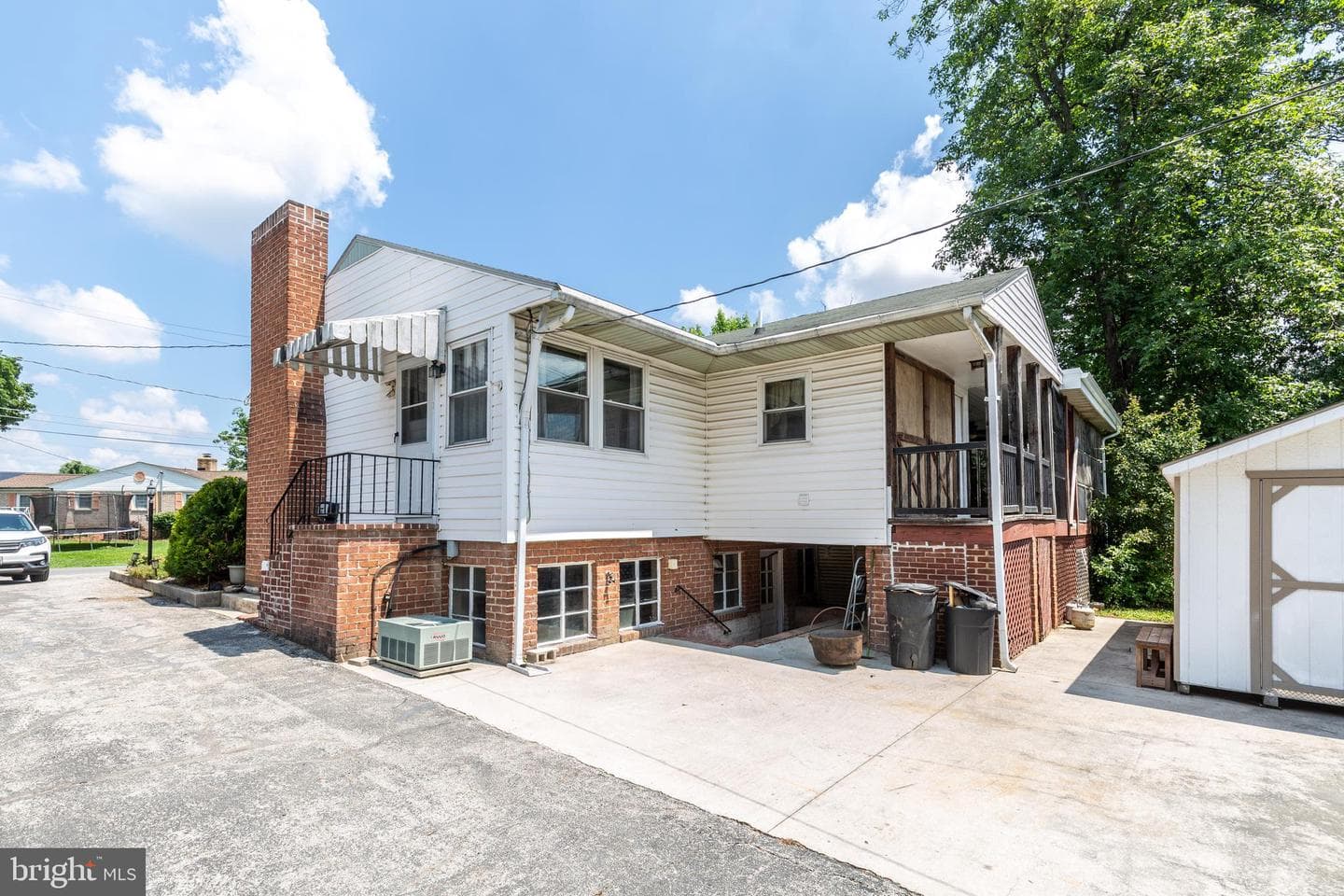 231 E High Street photo 46