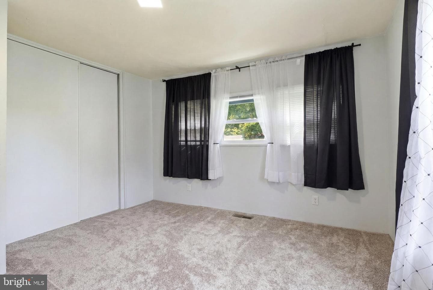157 Linda Drive photo 18