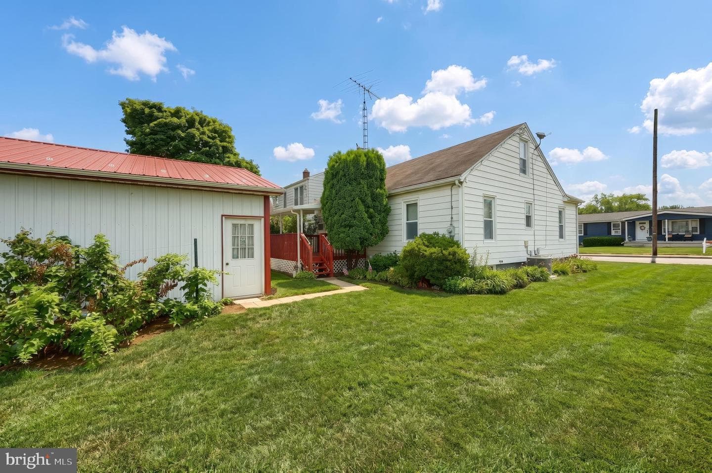 216 Lumber Street photo 11