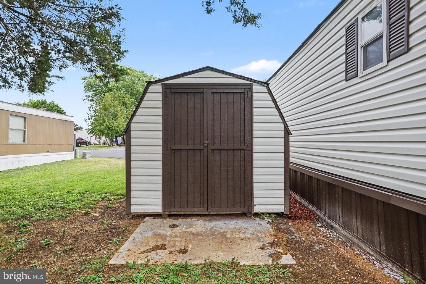 26 Davis Avenue photo 24