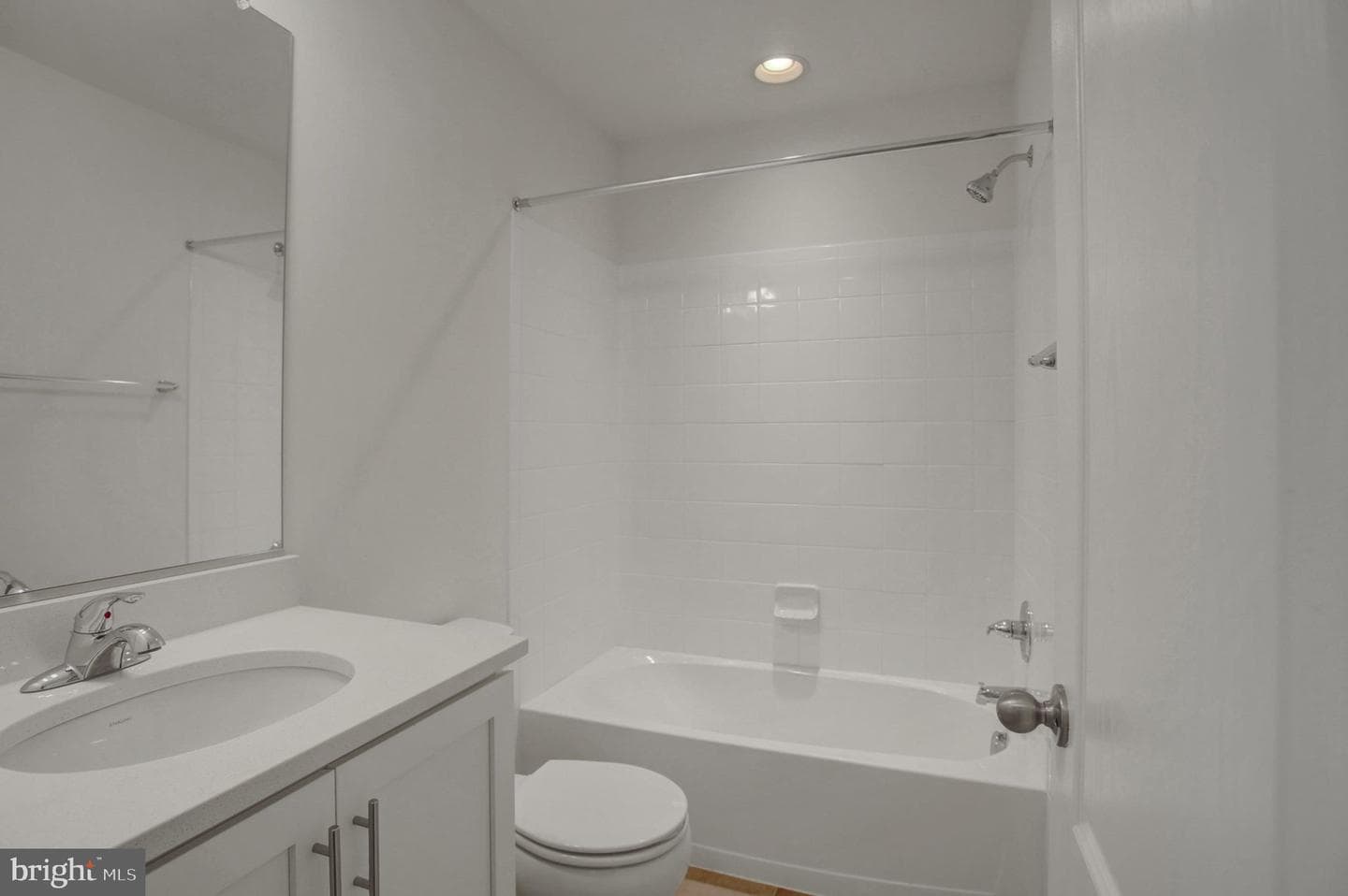 34 Chesterfield Road photo 25