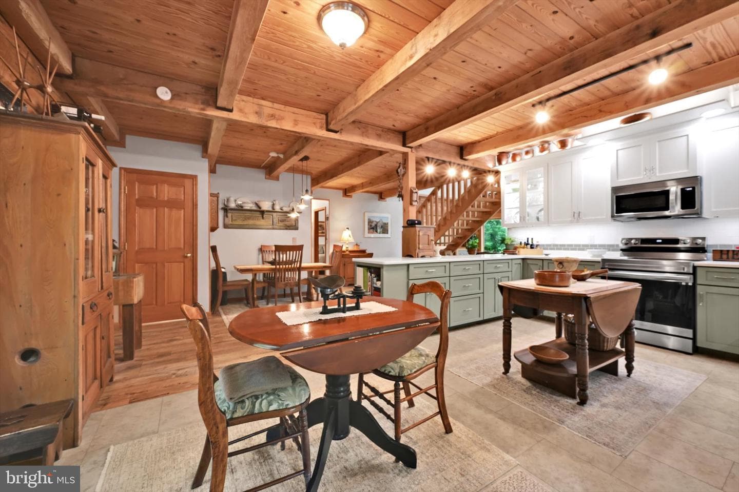 15 Ed Avenue photo 25