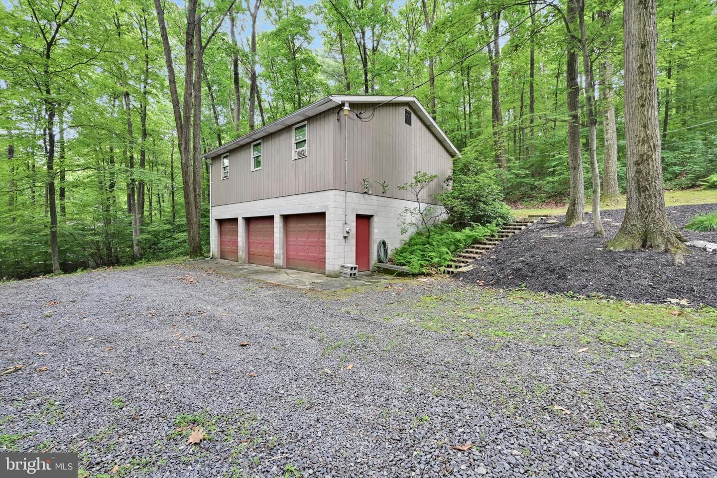 15 Ed Avenue photo 55