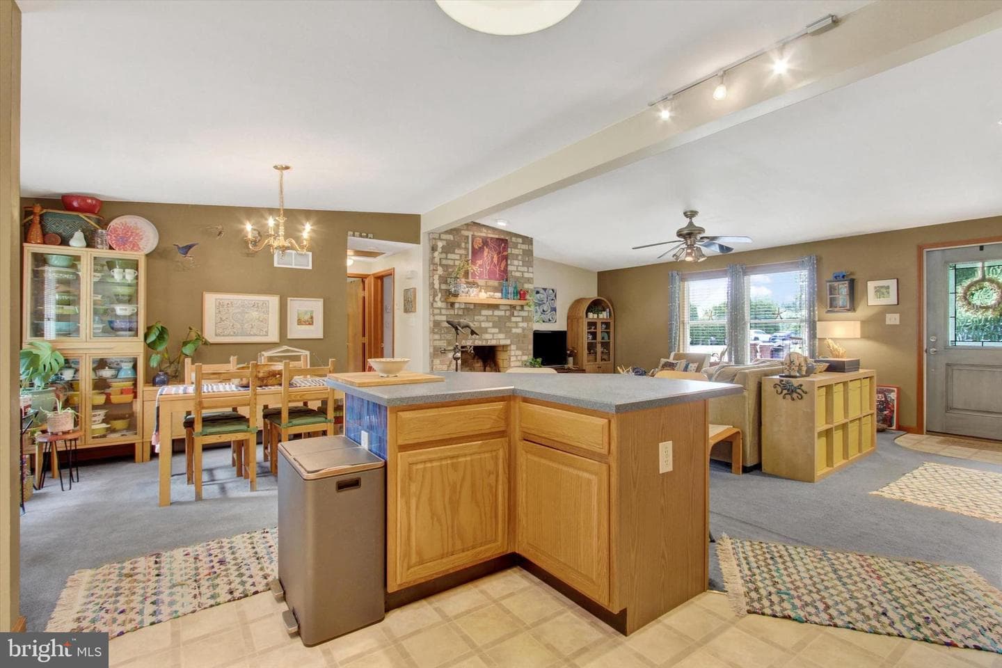 659 Curtis Drive photo 15