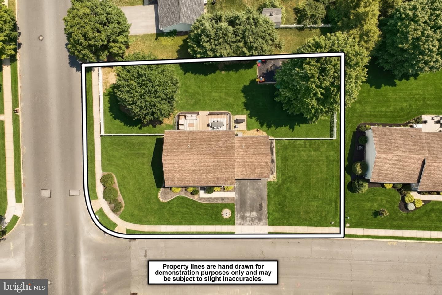 2 Wheaton Drive photo 38