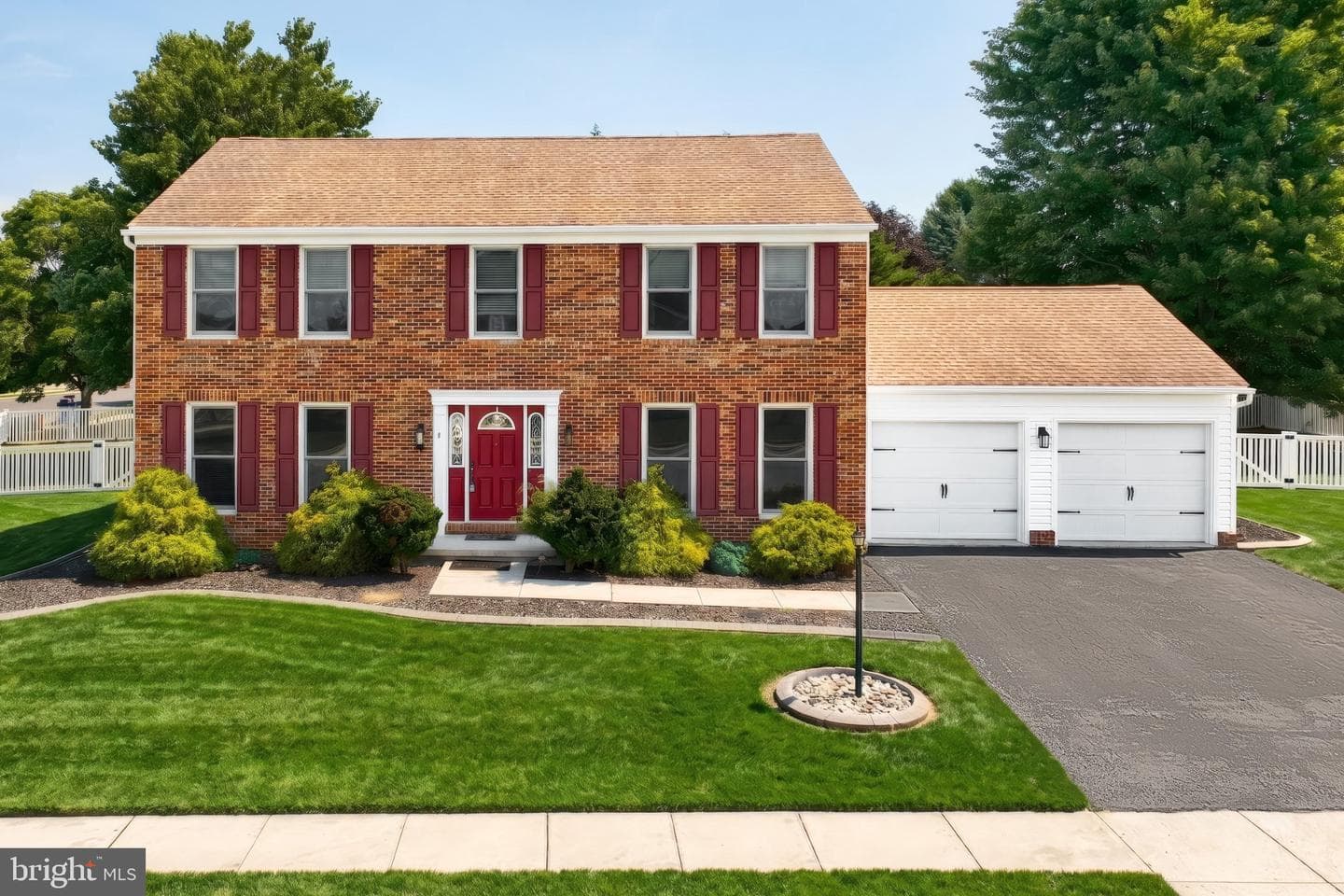 2 Wheaton Drive photo 40