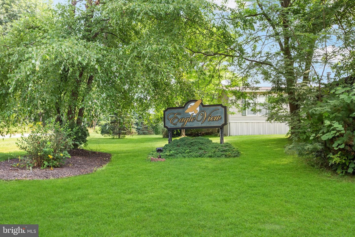 60 Broadwing Drive photo 30