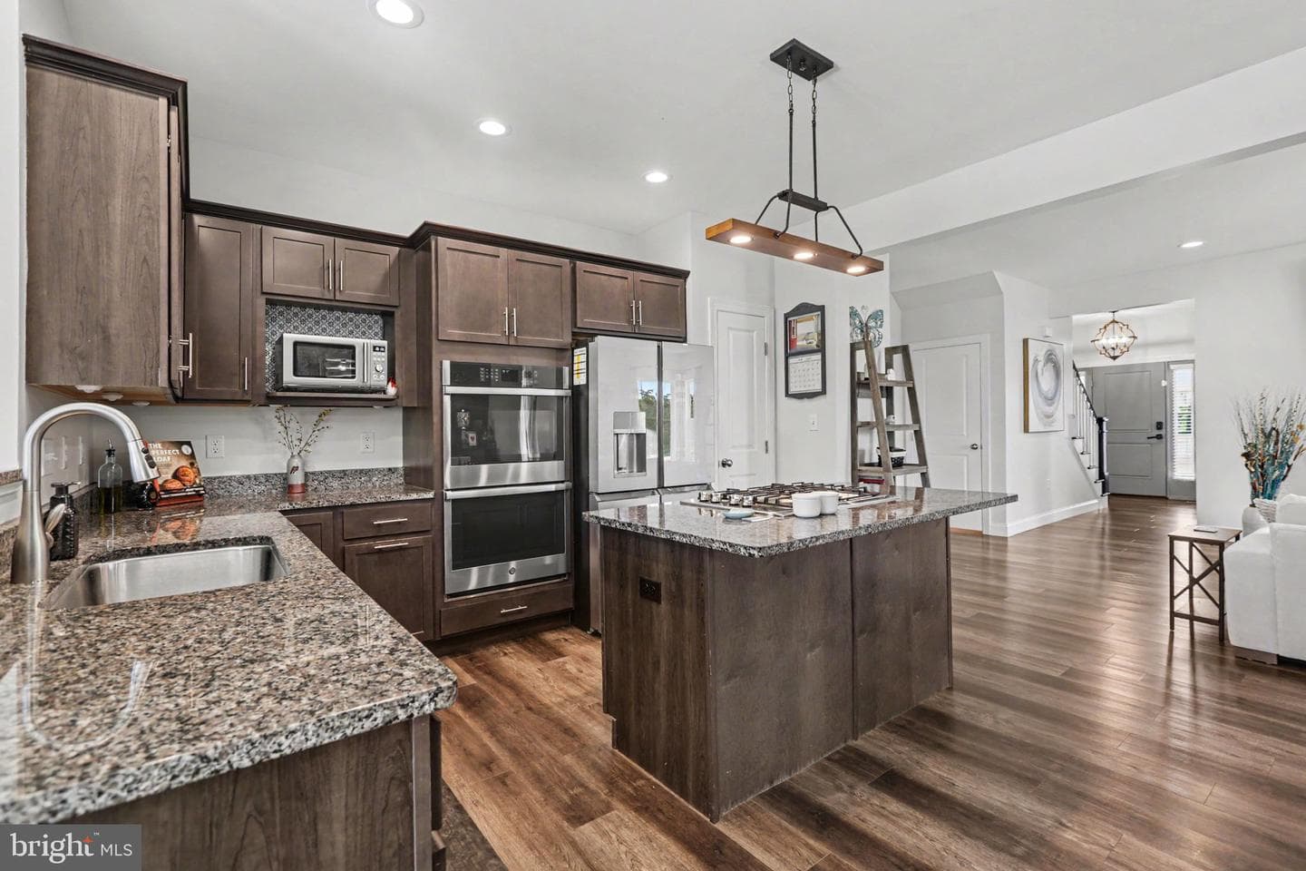 276 Jessica Drive photo 16