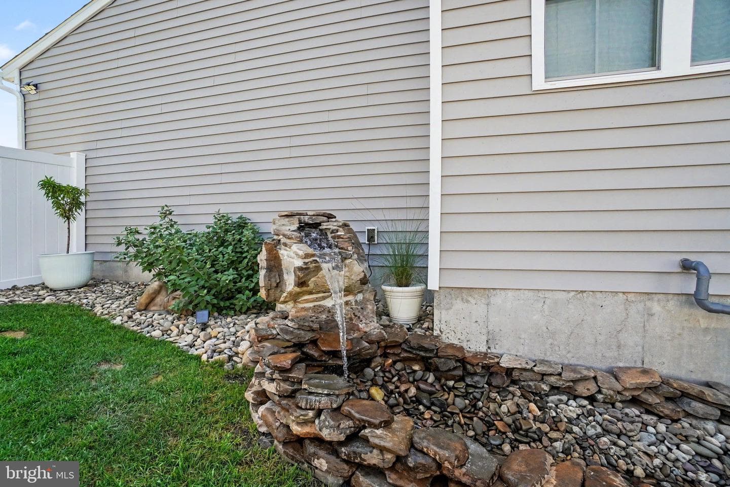 276 Jessica Drive photo 48