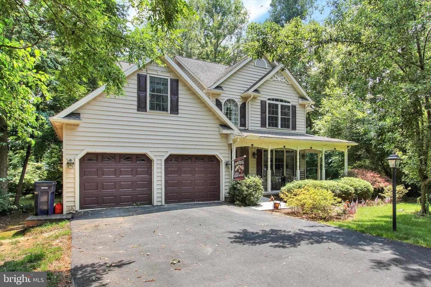 1053 Forest Drive photo 2