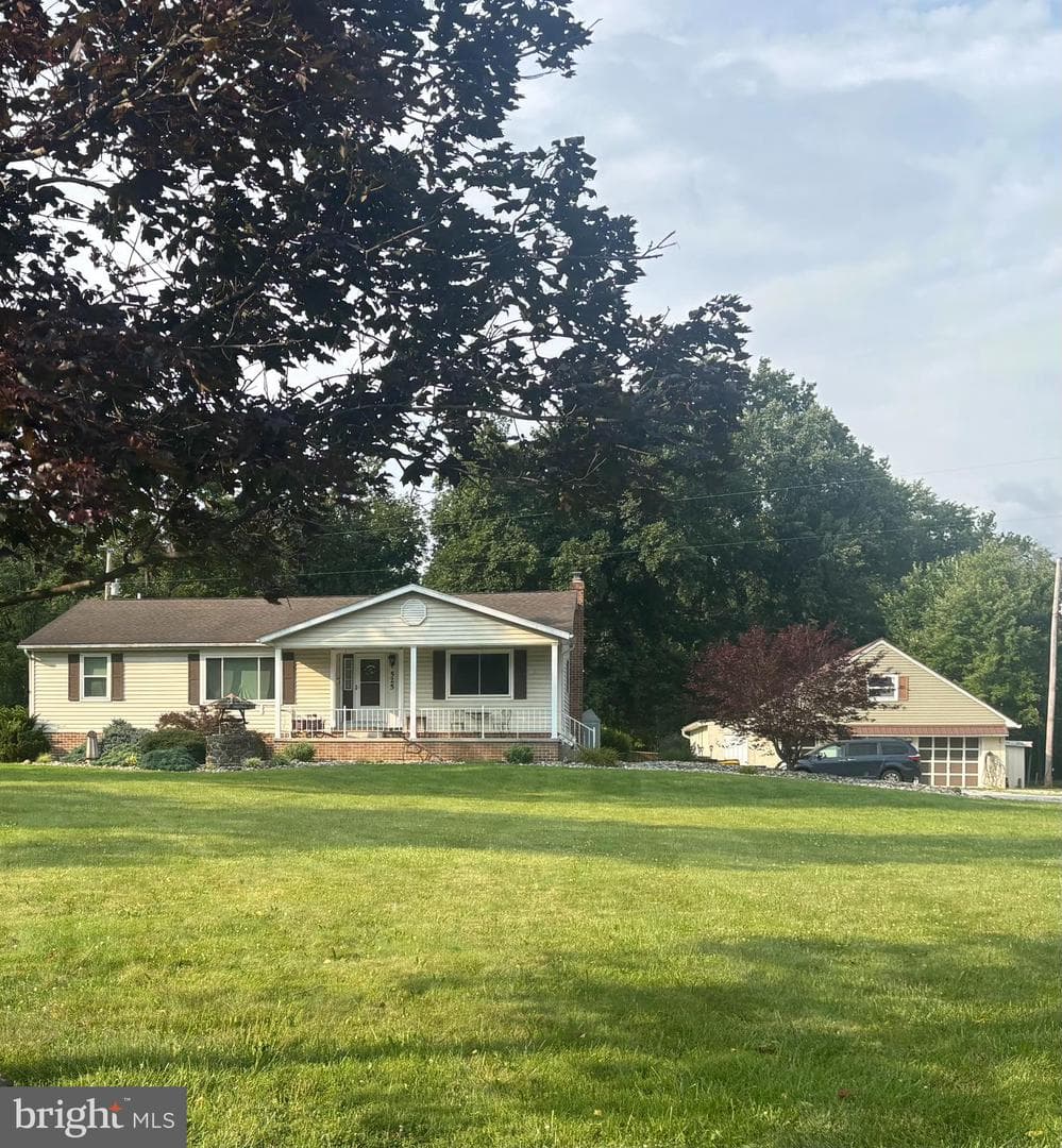 525 Cold Springs Road photo 1
