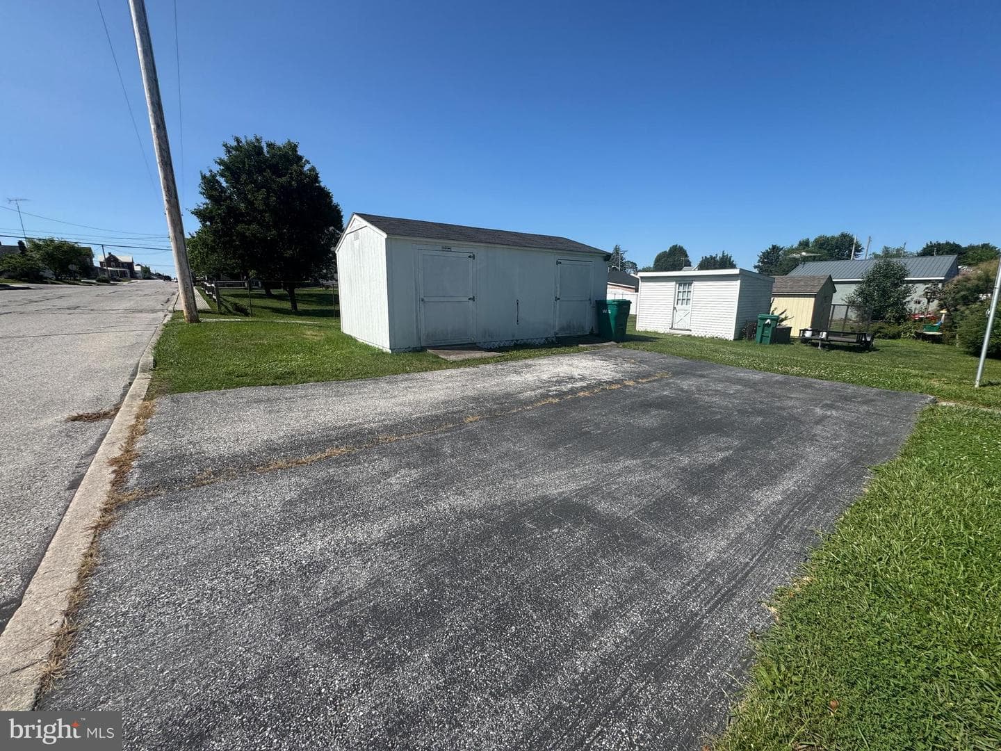 1000 W Elm Avenue photo 5