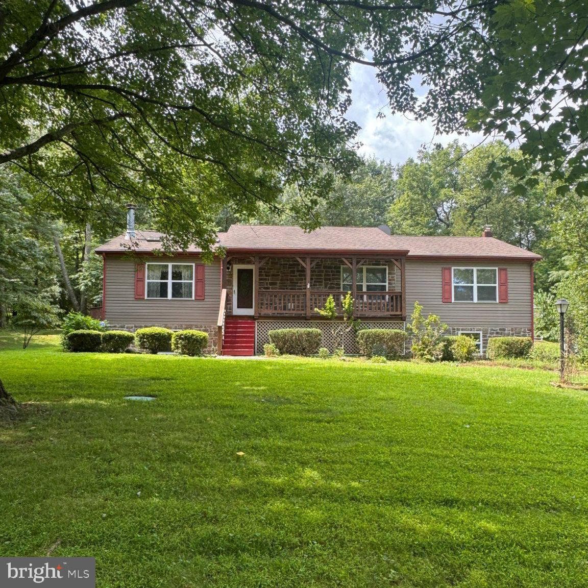 1465 Water Street photo 1