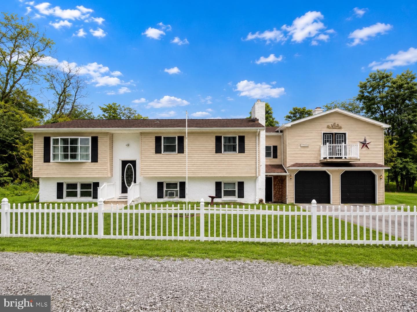 152 Poplar Road photo 1