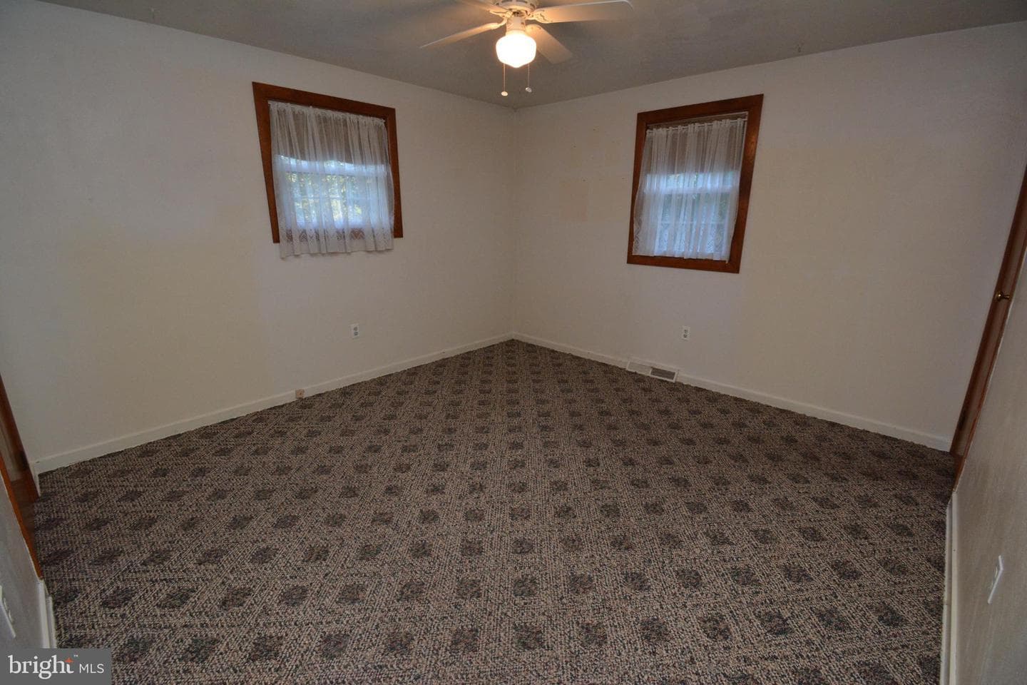 159 Seminole Avenue photo 16