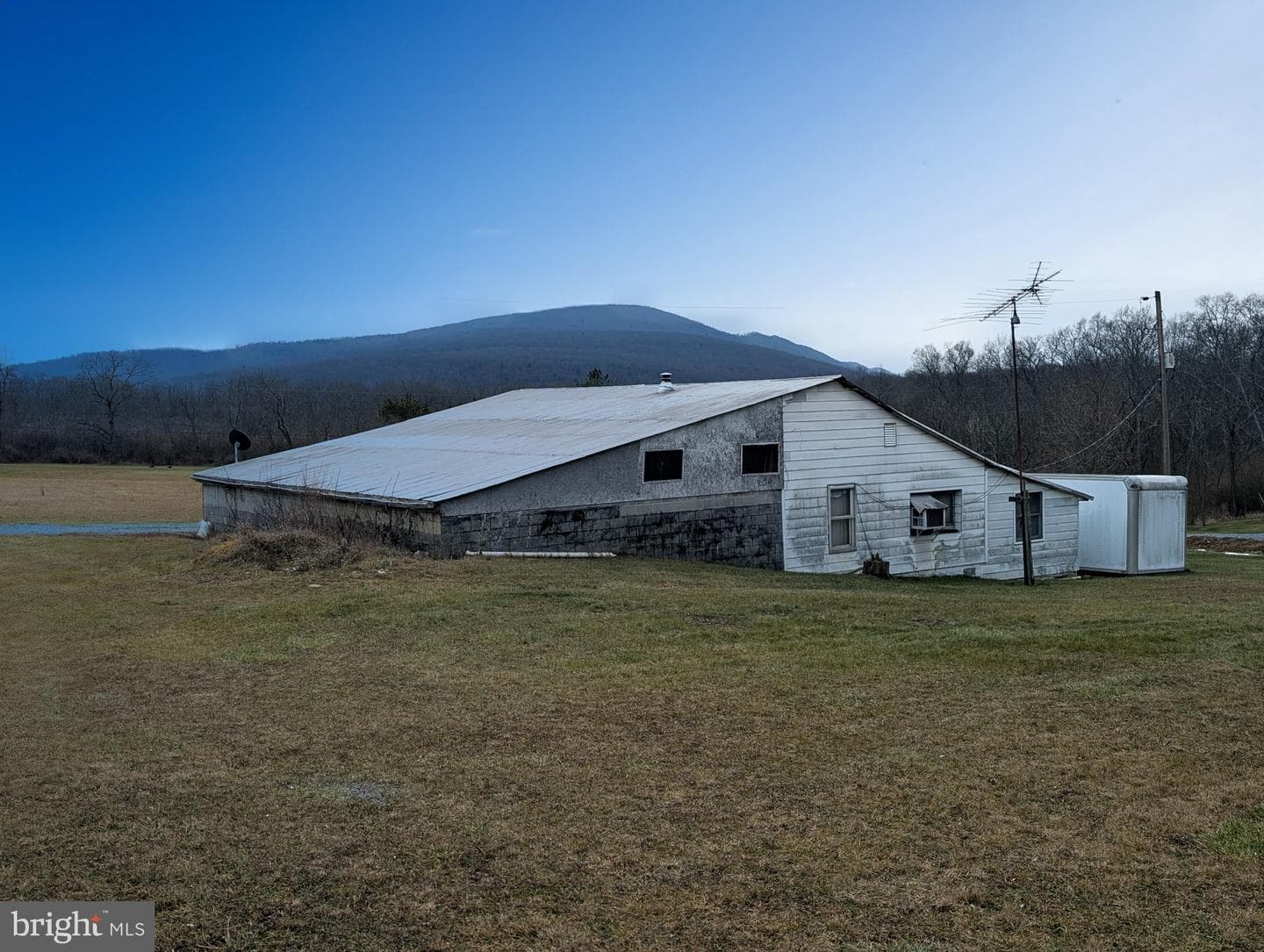 613 Country Ridge Road photo 7