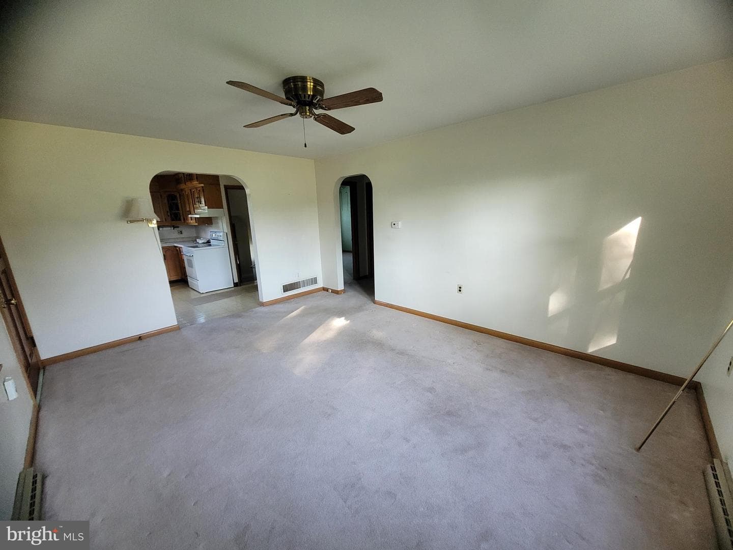 155 Hyndman Rd photo 16