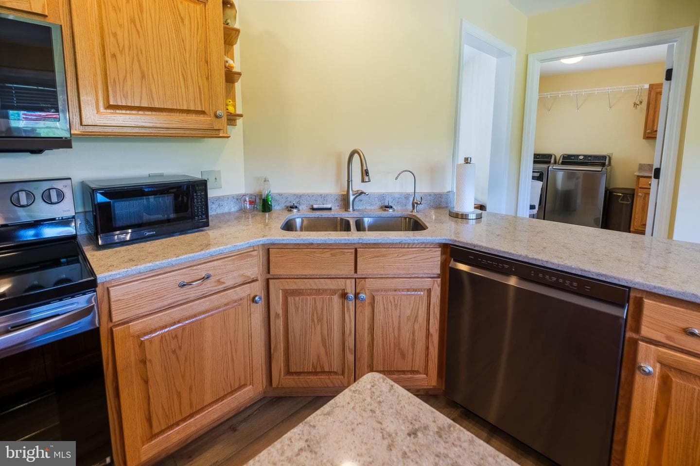 5217 Diehl Way photo 22