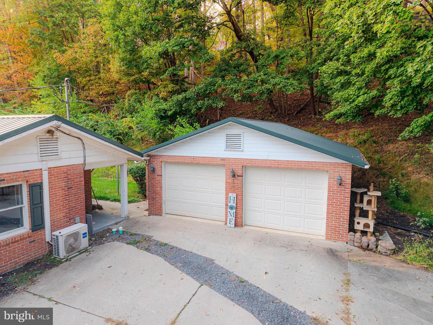 680 Barclay Drive photo 32