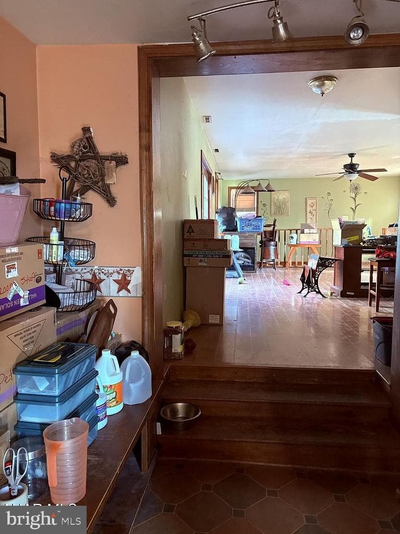 650 West Street photo 19