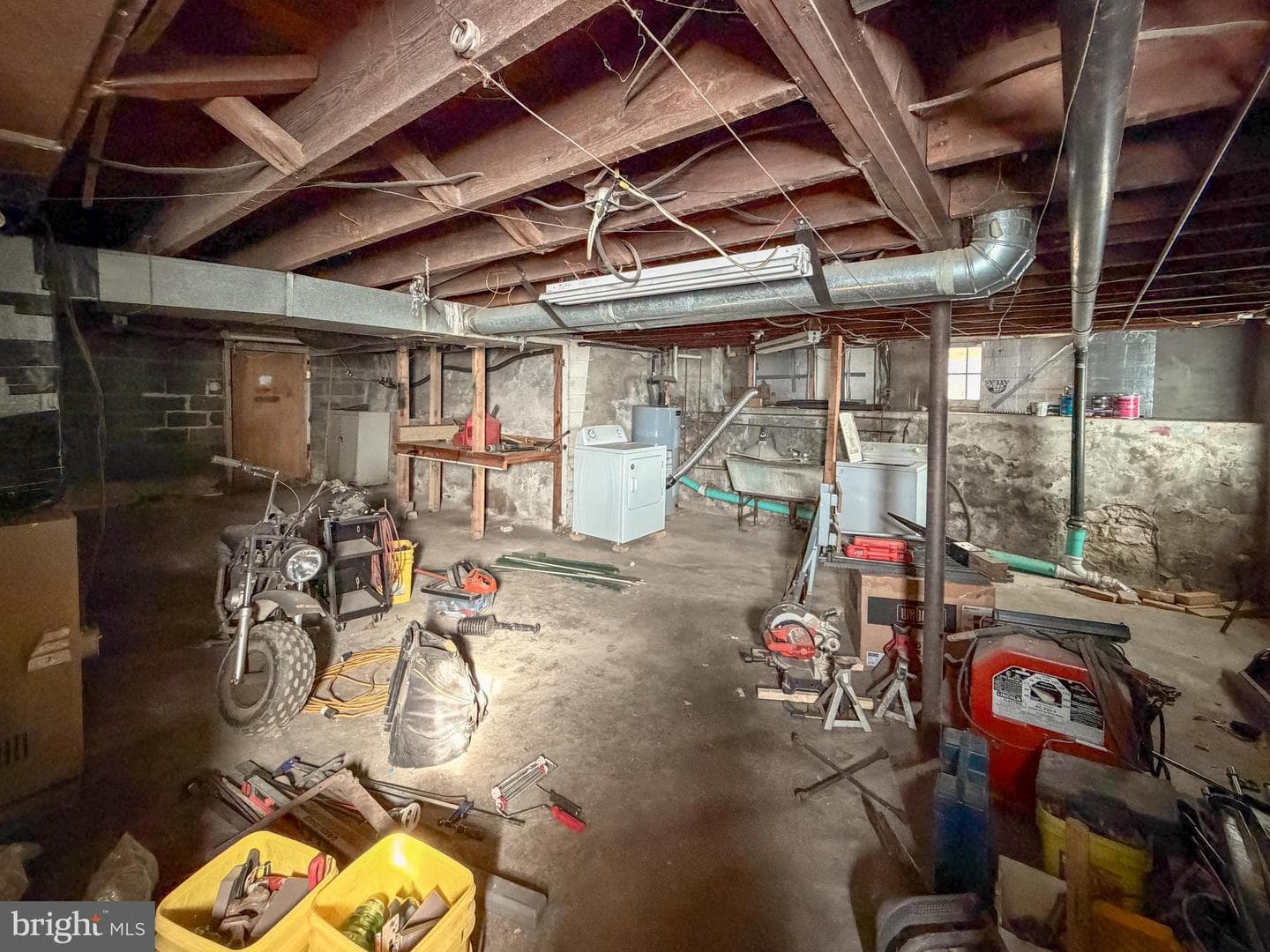 130 E 1st Street photo 30