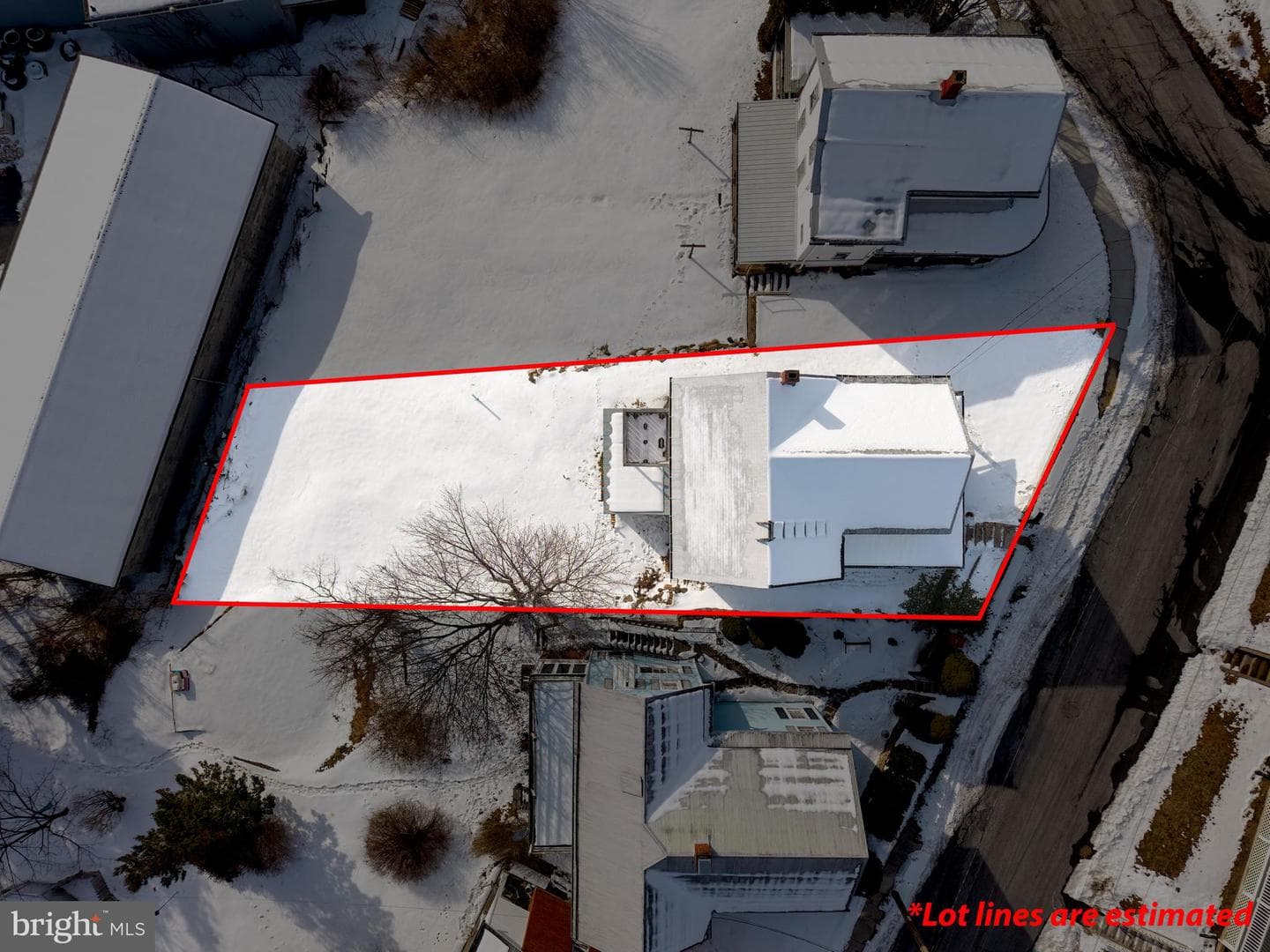 130 E 1st Street photo 5
