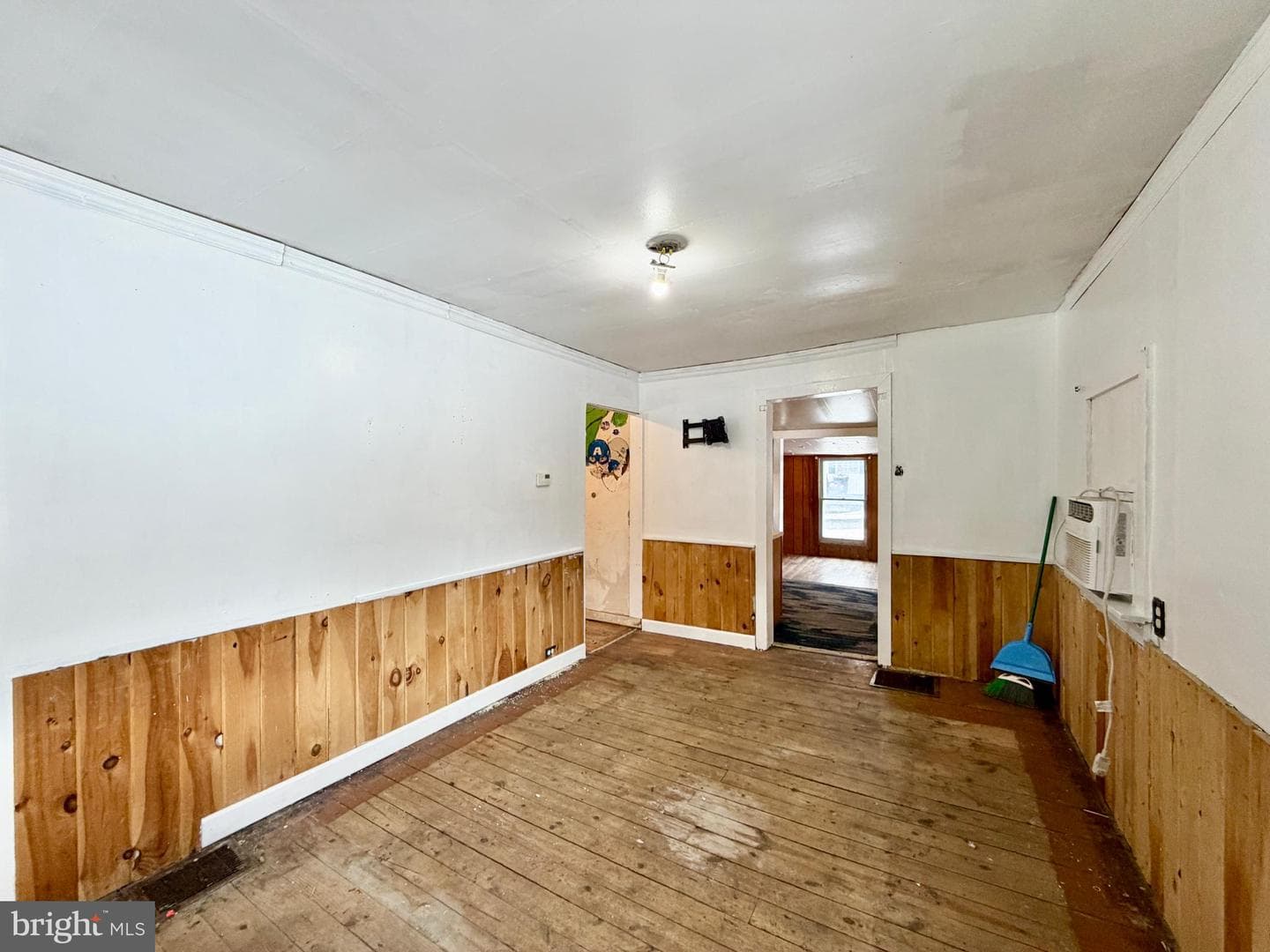 159 Erie Street photo 10
