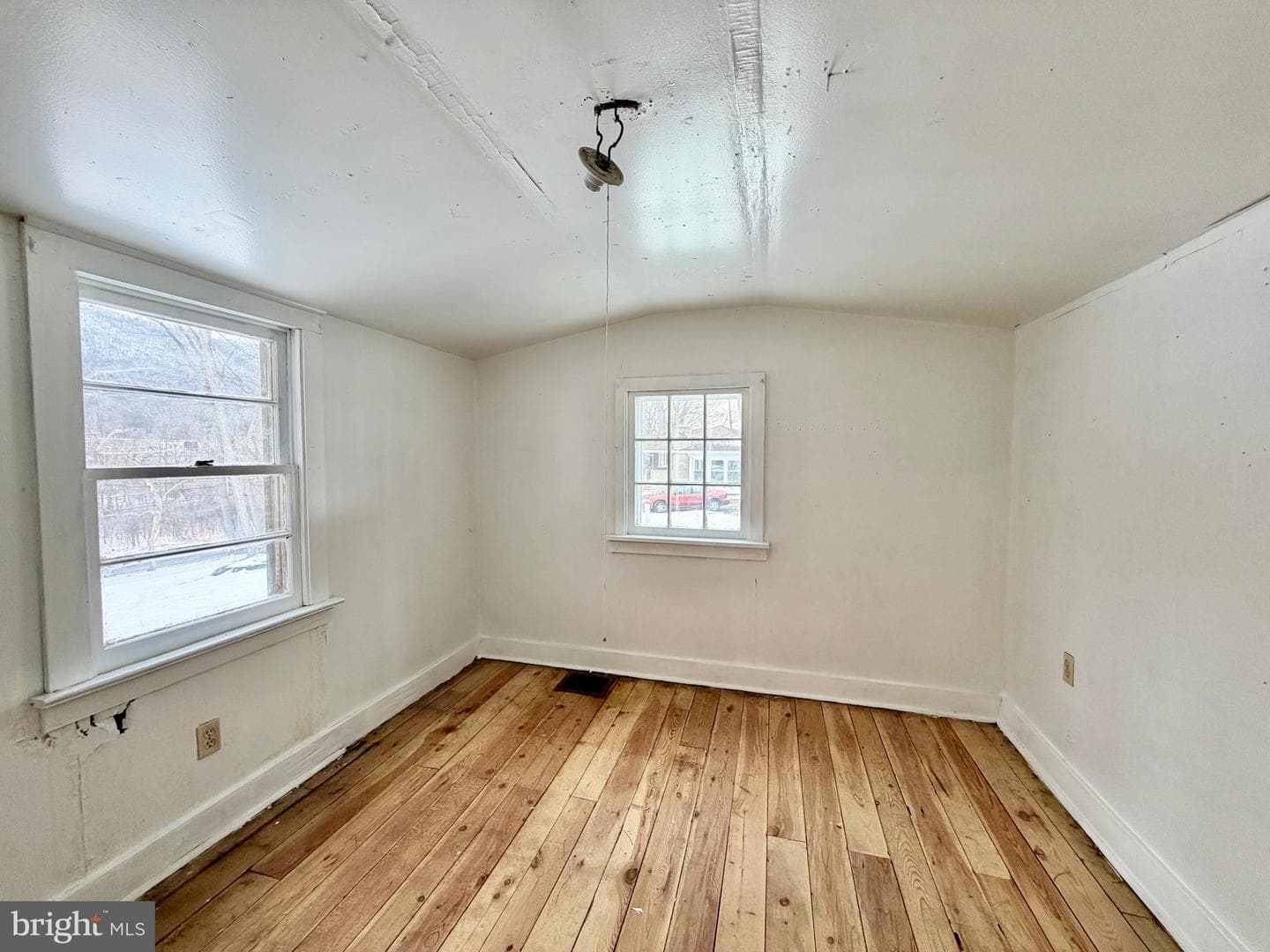 159 Erie Street photo 12